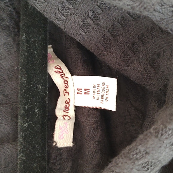 NWT! Free People Juicy Long-Sleeve Top Oversized Cowlneck Split Back MEDIUM - Picture 7 of 10